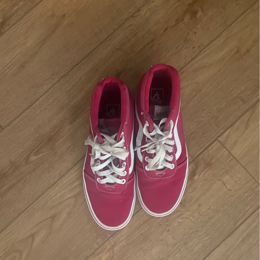 Vans Pink Sneakers
